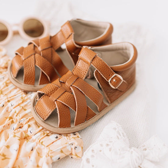 Load image into Gallery viewer, Brown Closed Toe Sandal Sandal Little Love Bug Co. 2 (Weatherproof Soft Sole) 
