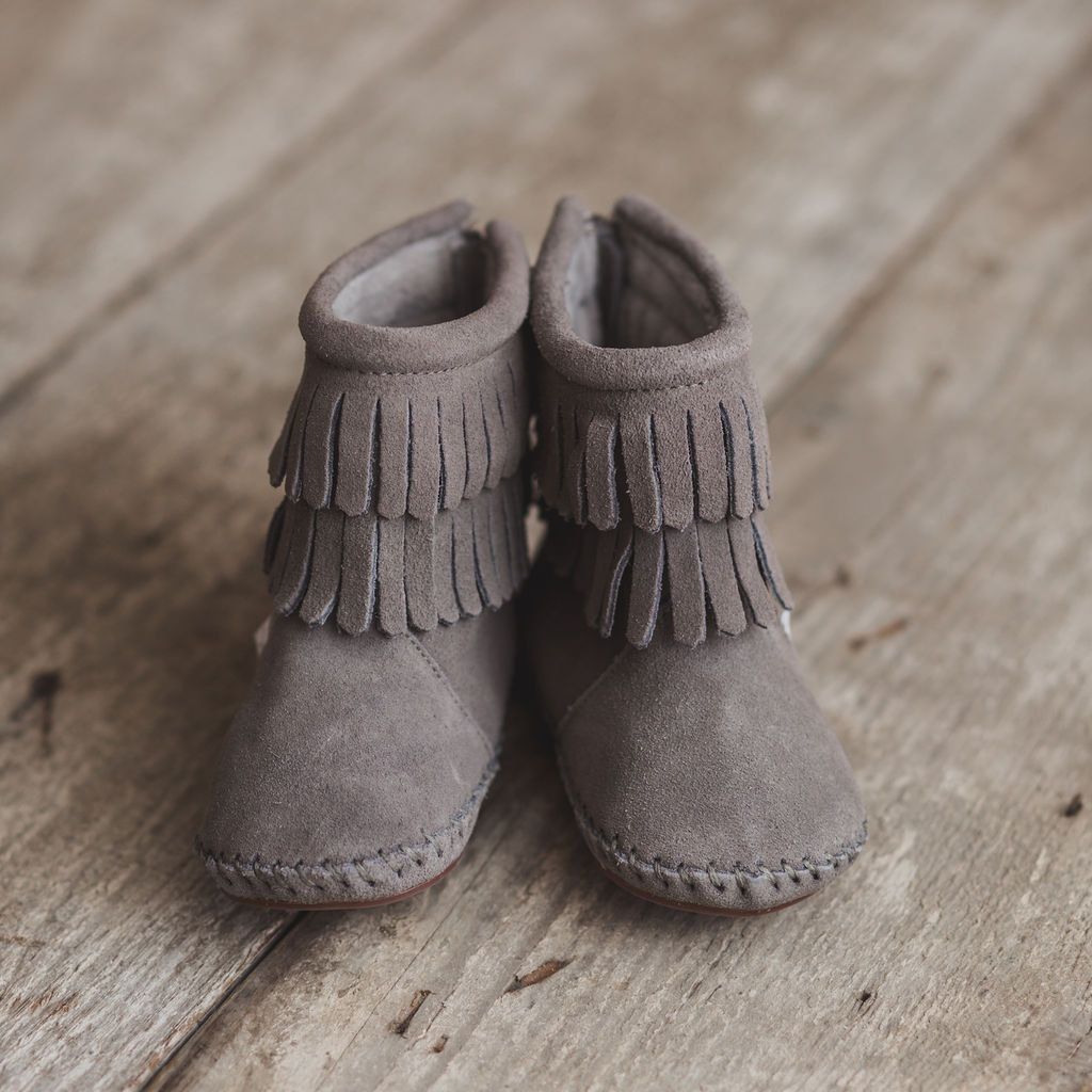 Load image into Gallery viewer, Gray Cozy Boot Boot Little Love Bug Co. 
